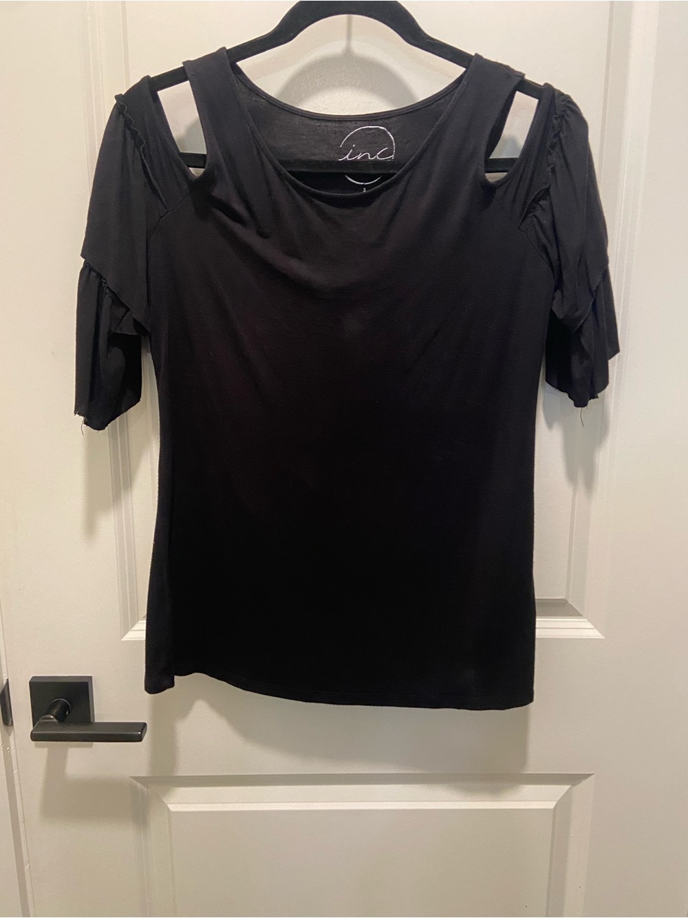 INC International Concepts Black Cold-Shoulder Short Sleeve Top